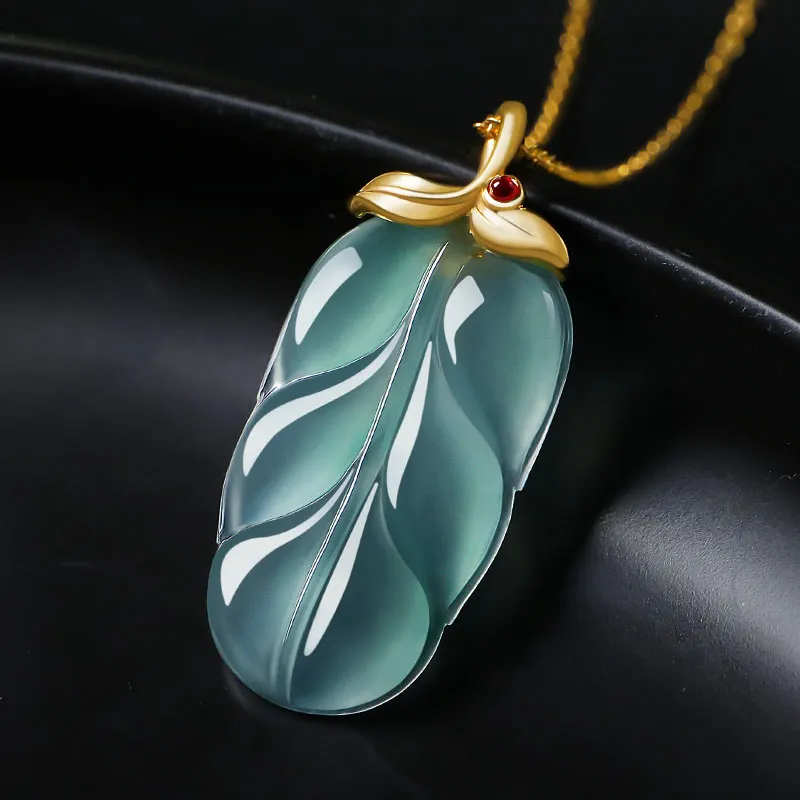 With The Heart Of The Jade Glutinous Jade Jadeite Necklaces Women's-5