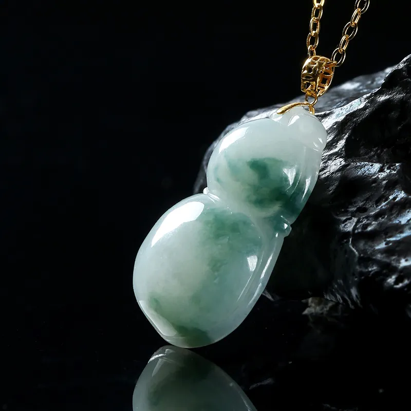 With The Heart Of The Jade Glutinous Jade Jadeite Necklaces Women's-4