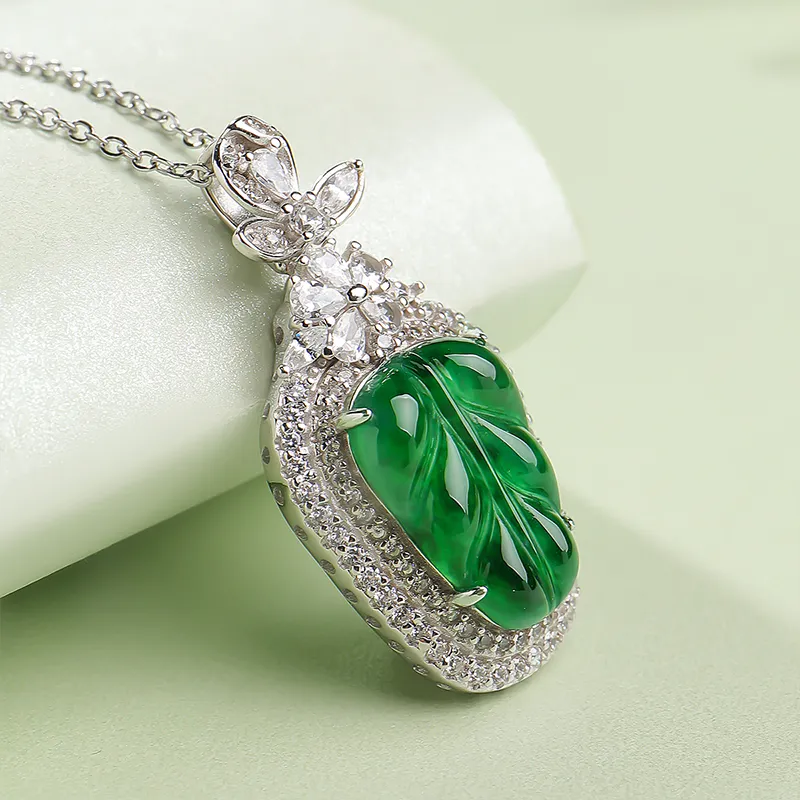 With The Heart Of The Jade Glutinous Jade Jadeite Necklaces Women's-8