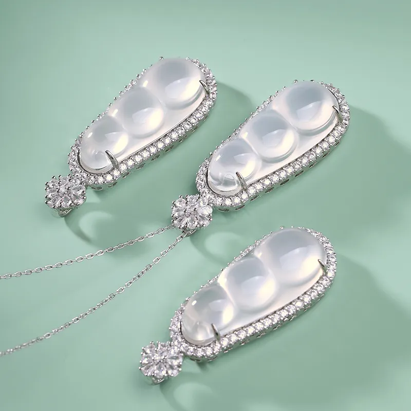 With The Heart Of The Jade Chalcedony Necklaces Women's-5