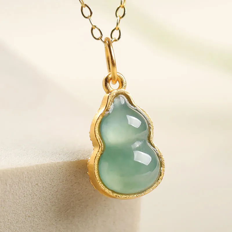 With The Heart Of The Jade Glutinous Jade S925 Silver Jadeite Necklace Women's-9
