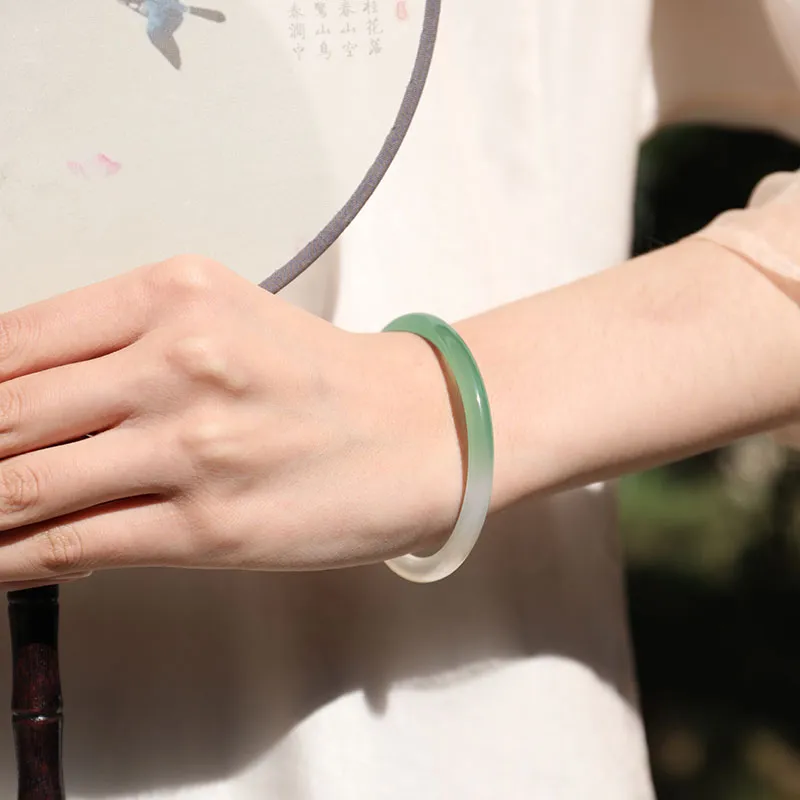 With The Heart Of The Jade Chalcedony Bangles Women's-2