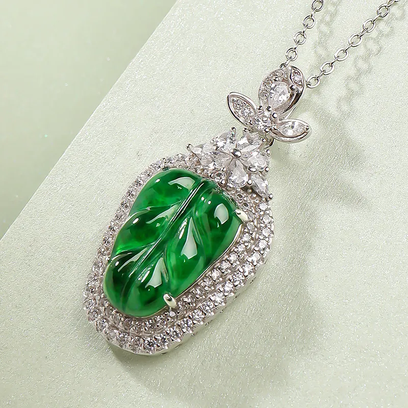 With The Heart Of The Jade Glutinous Jade Jadeite Necklaces Women's-7