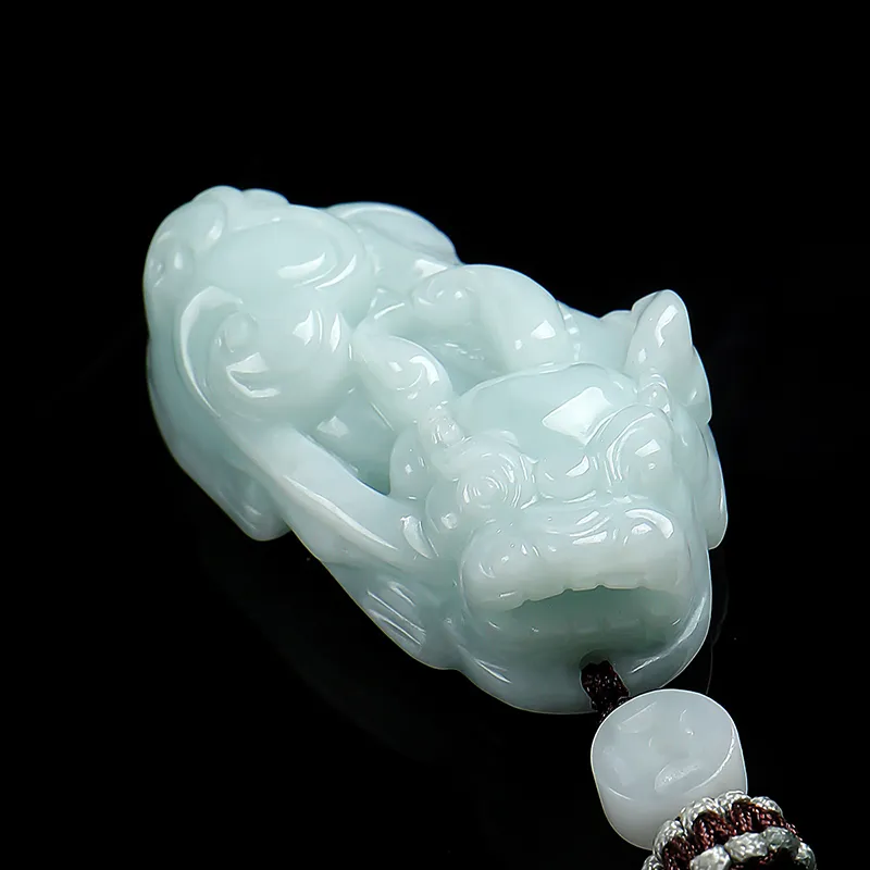 With The Heart Of The Jade Glutinous Jade Necklaces Unisex-1