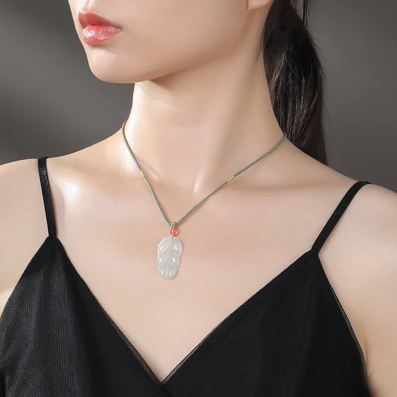 With The Heart Of The Jade Ice Glutinous Jadeite Necklaces Unisex-4