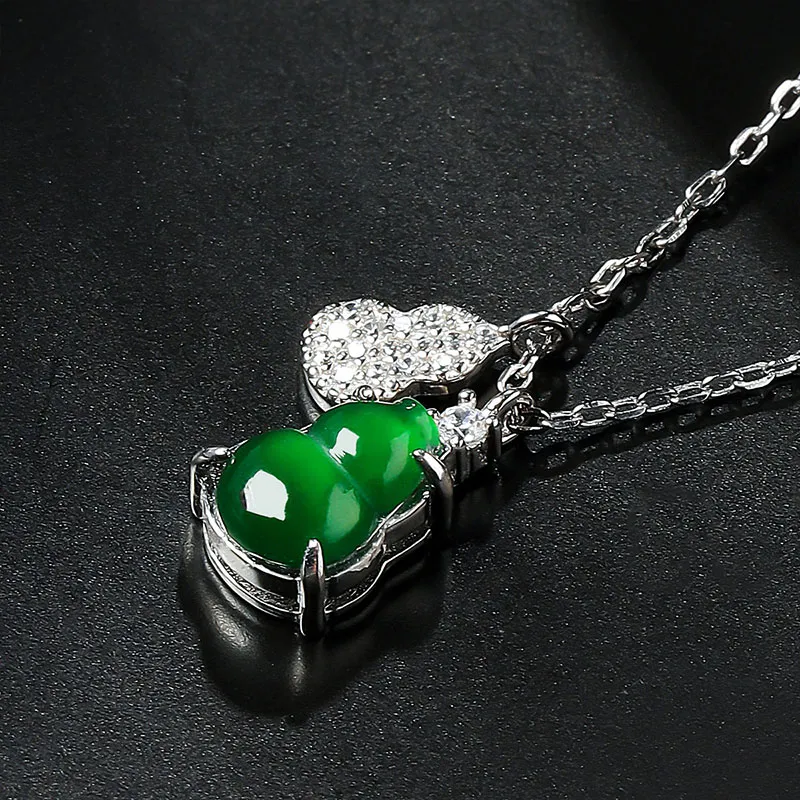 With The Heart Of The Jade Glutinous Jade Jadeite Necklaces Women's-5