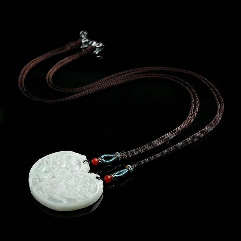 With The Heart Of The Jade Glutinous Jade Necklaces Unisex-7