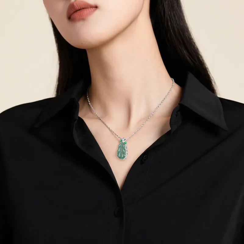 With The Heart Of The Jade Ice Glutinous Jadeite Necklaces Women's-2
