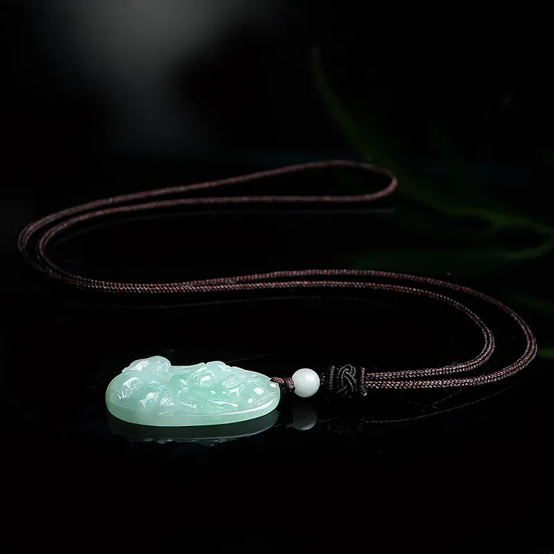 With The Heart Of The Jade Bean Type Jadeite Necklaces Unisex-8