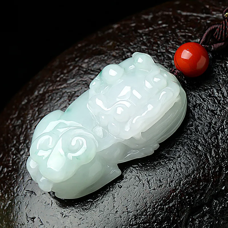 With The Heart Of The Jade Bean Type Jadeite Necklaces Unisex-5