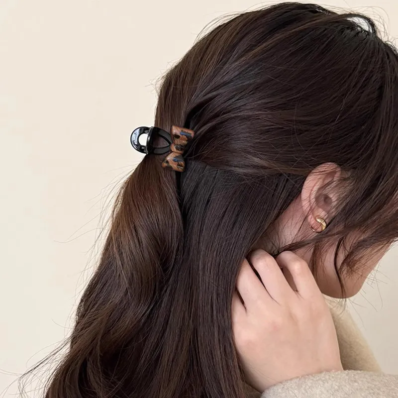 ZANC Acrylic Hair Clips Women's-5