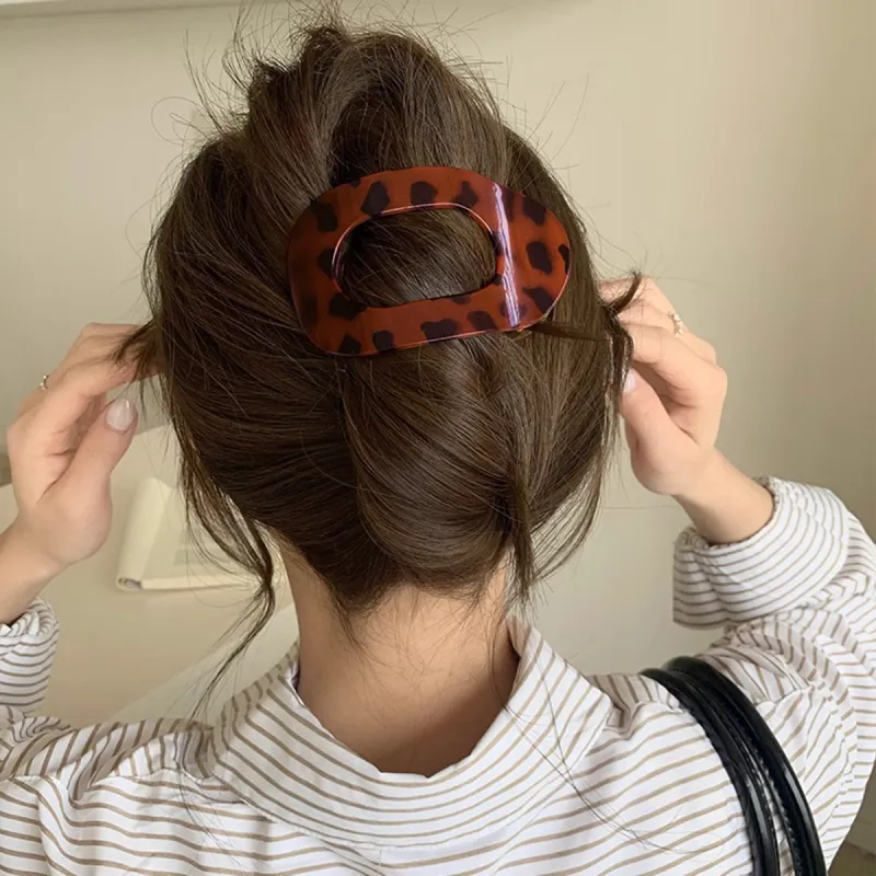 ZANC Acrylic Hair Clips Women's-4