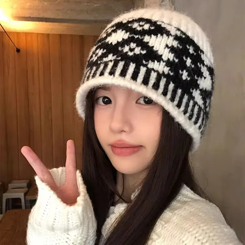 ZANC Beanies Unisex-1