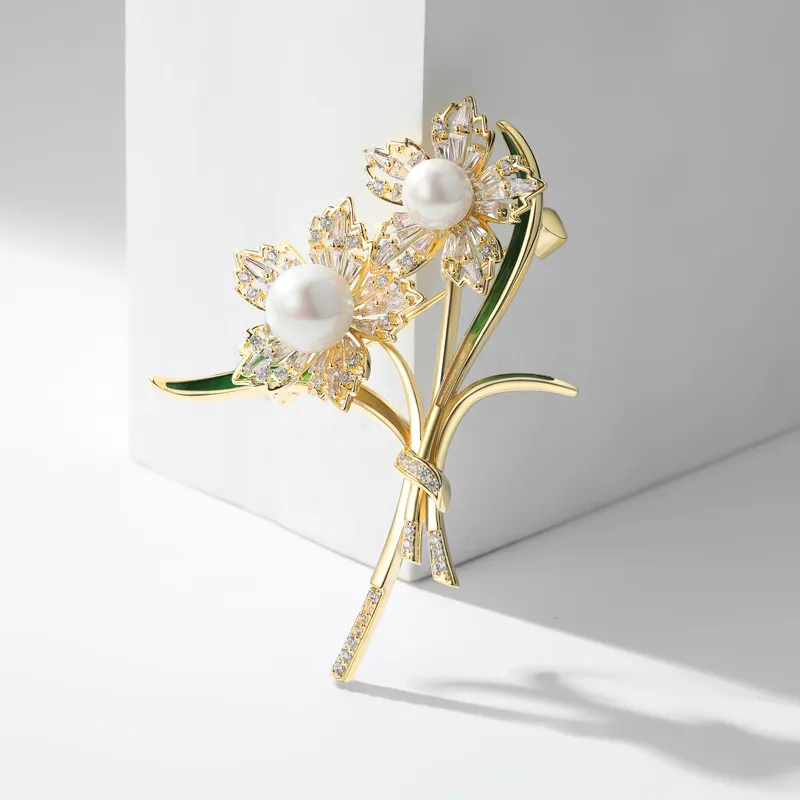 ZANC White Shell Brooches Women's-2