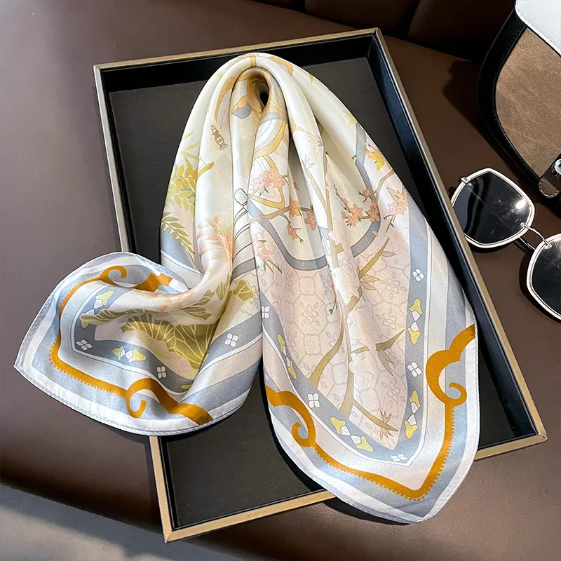 Cranta Komeia Silk Scarves Women's-2