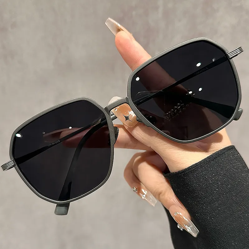 Cranta Komeia Metal Sunglasses Unisex-6