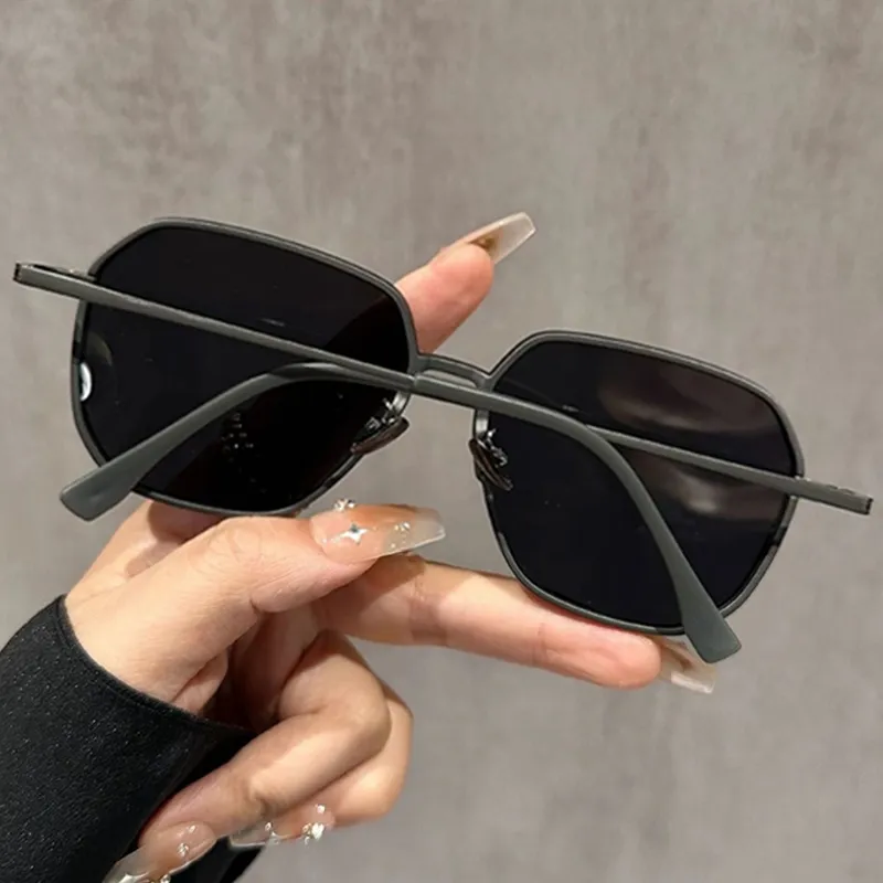 Cranta Komeia Metal Sunglasses Unisex-7