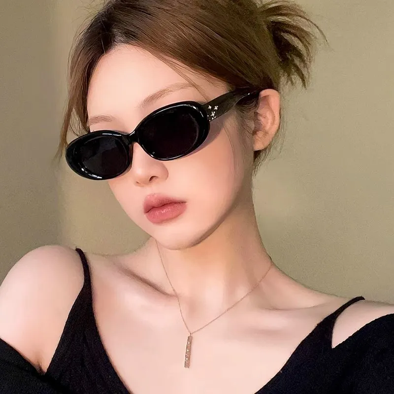 Cranta Komeia PC Oval Sunglasses Women's-2