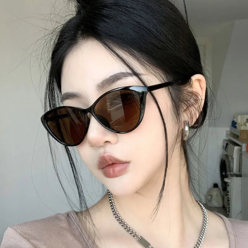 Cranta Komeia Sunglasses Women's-6