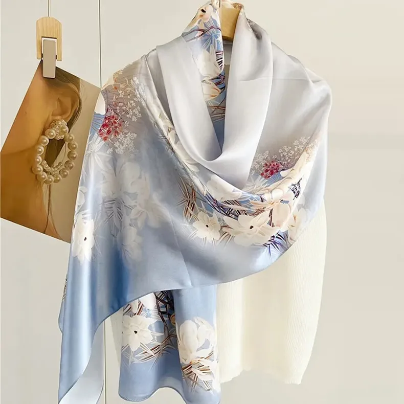 Cranta Komeia Silk Scarves Women's-2