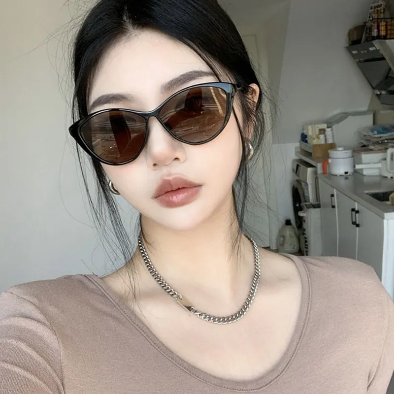 Cranta Komeia Sunglasses Women's-7