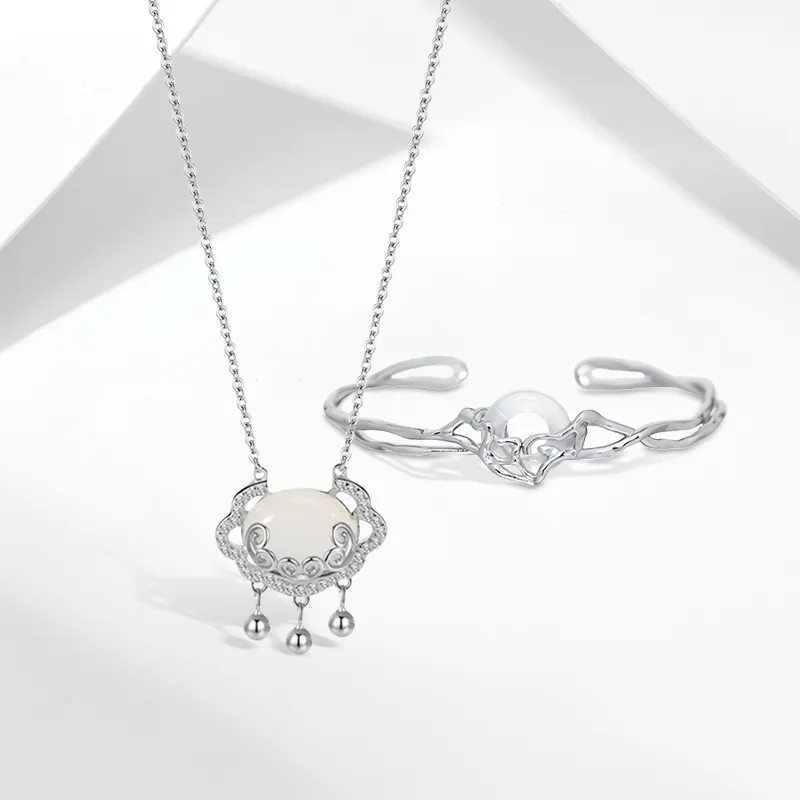 YOASOBI Alloy Necklaces Women's-1