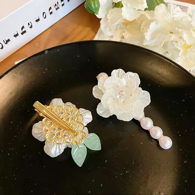 YOASOBI Alloy Hair Clips Women's-1