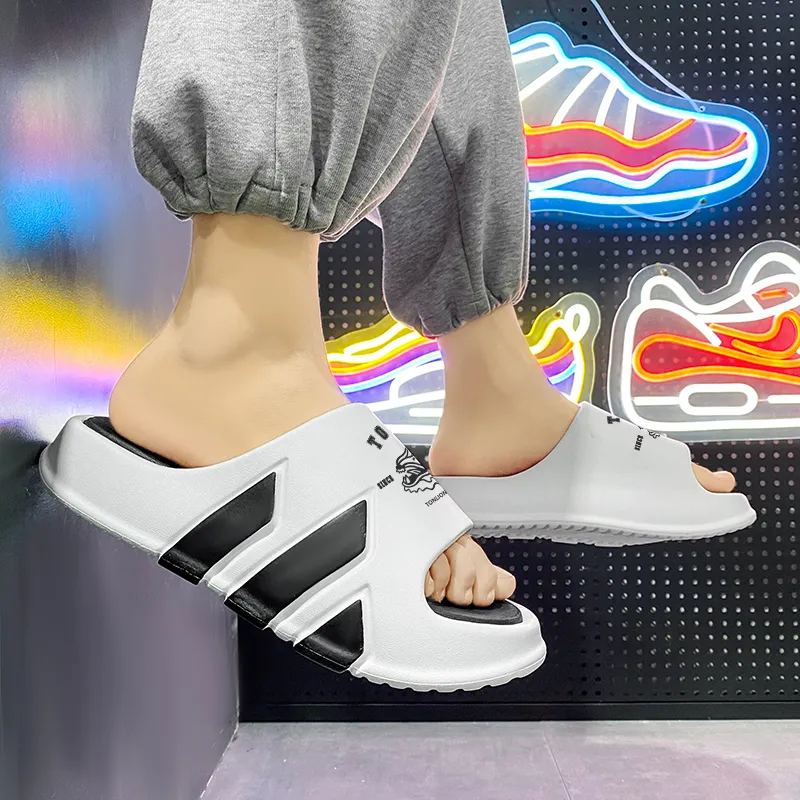 Tonlion Graffiti Slip Resistant Abrasion Resistant Slide Slippers Unisex-1
