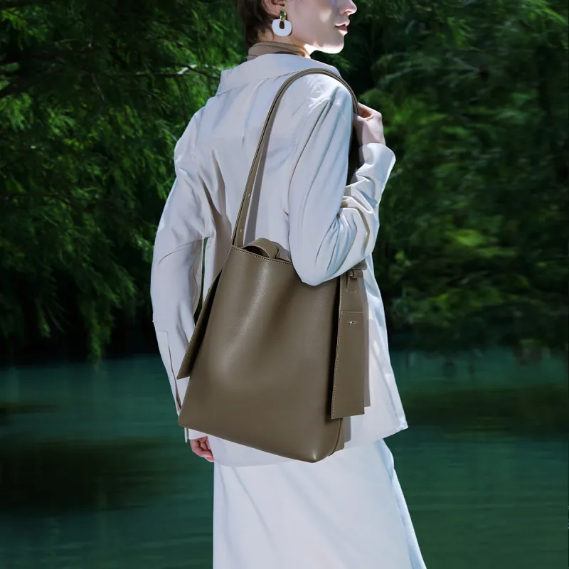 CASSILE Shoulder Bags-3