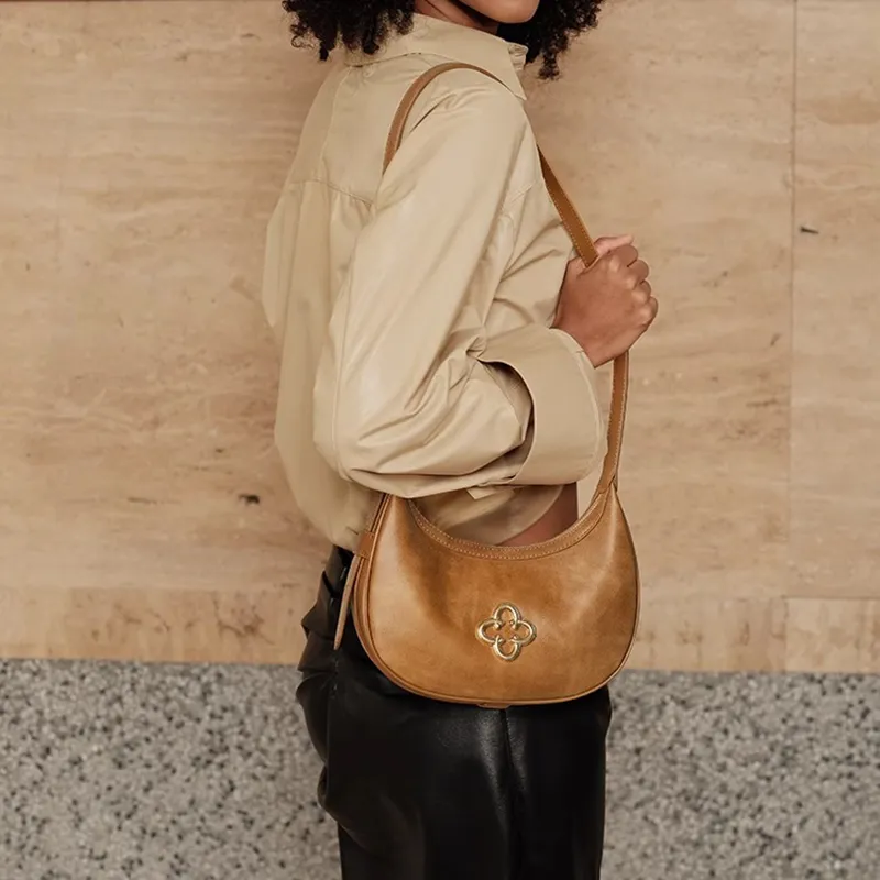 CASSILE Cow Leather Shoulder Bag Regular Women's Amber-6
