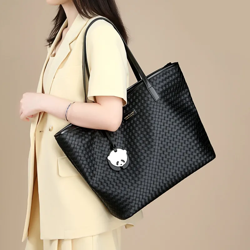 TUCANO Pu Shoulder Bag, Handbag, Tote Women's Classic Black-7