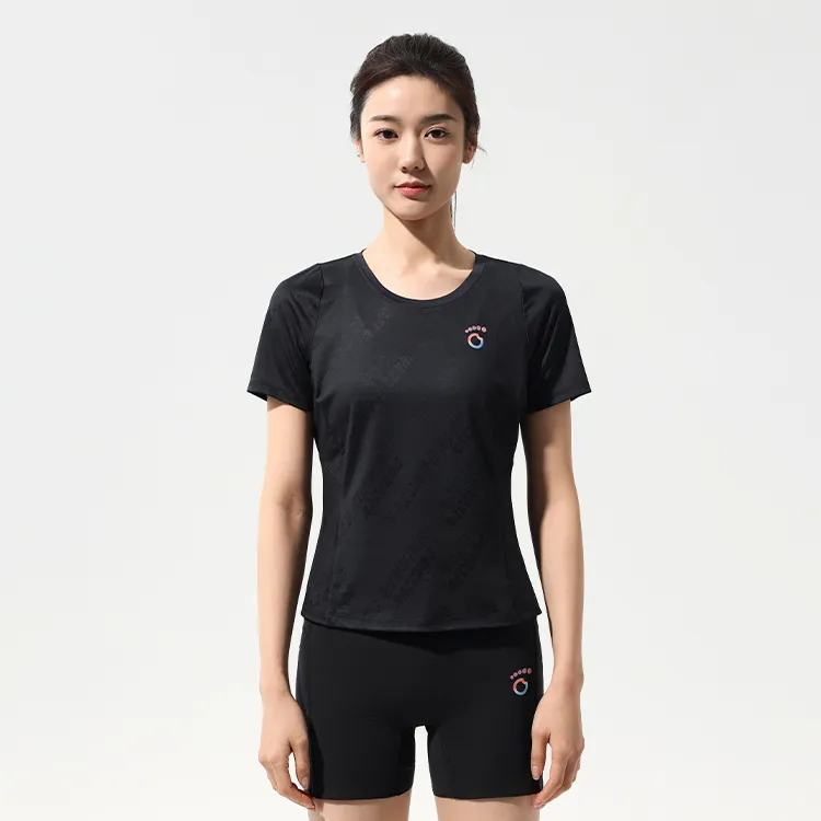 Macondo Light And Comfortable Short Sleeved T Shirts Women's Black-2