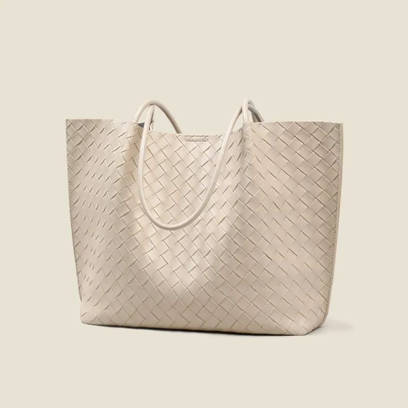 C°BANNER Cow Leather With Synthetic Leather Shoulder Bag Tote Women's Milkshake White/Classic Black-3