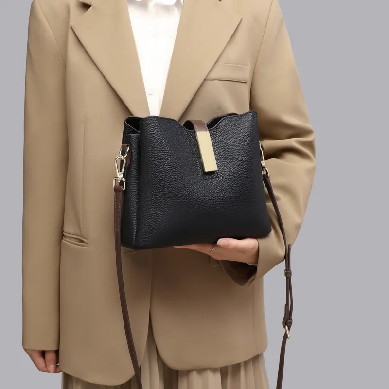 C°BANNER Cow Leather With Synthetic Leather Bucket Bag, Shoulder Bag, Crossbody Bag Regular Women's Black-3
