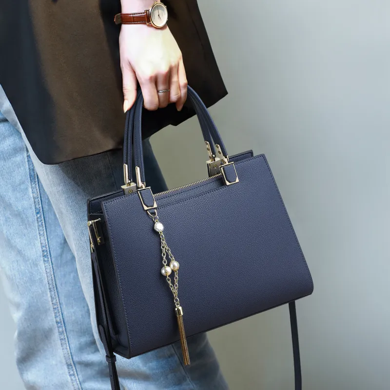 C°BANNER Cow Leather With Synthetic Leather Handbag, Shoulder Bag, Crossbody Bag, Mom Bag Regular Women's Blue-2