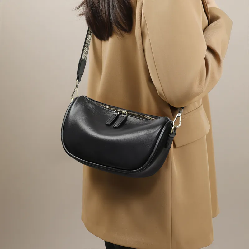 C°BANNER Cow Leather With Synthetic Leather Pillow Bag, Shoulder Bag Regular Women's Black-2