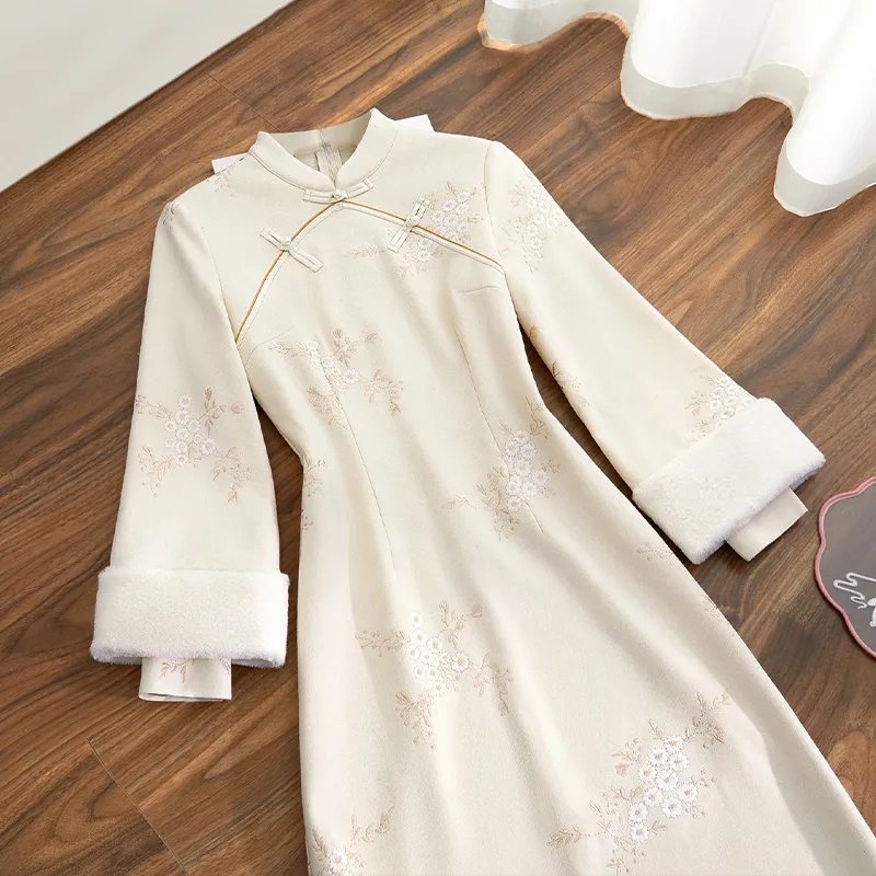 TOUCH Long Sleeved Dresses Women's Beige Apricot-2