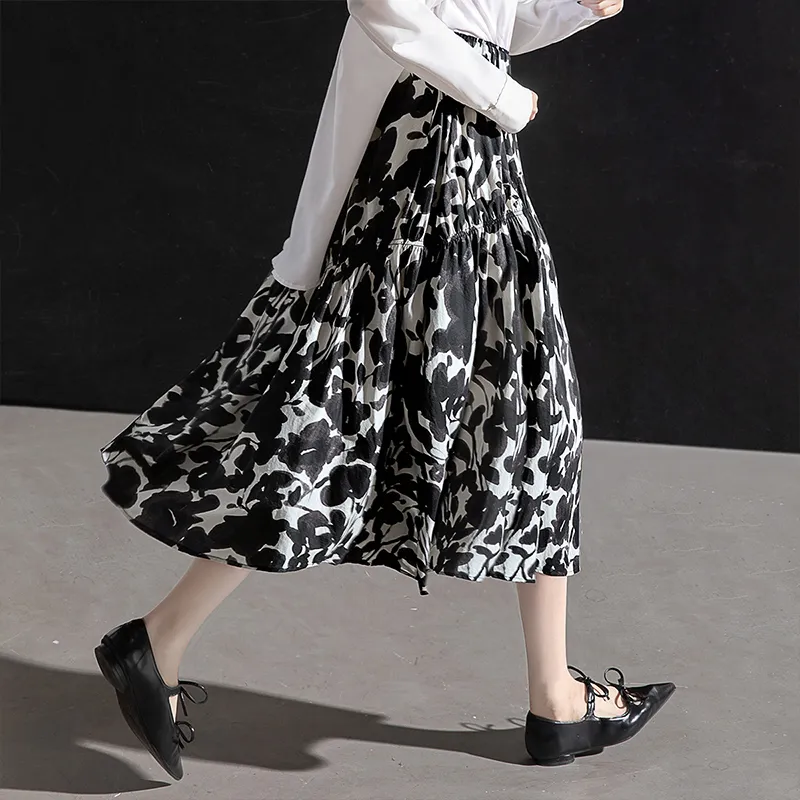 Cypress House Casual Long Skirt Women's Black With White Floral-2