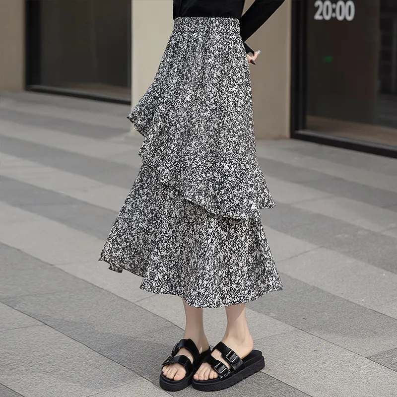 Cypress House Casual Long Skirt Women's Black And White Floral-4