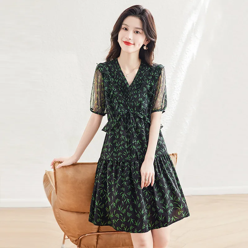 Cypress House Short Sleeved Dress Women's Deep Navy Blue Base With Green Floral-5
