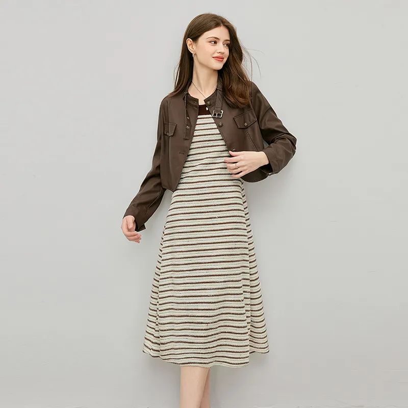 TOUCH Cropped Coats Women's Coffee-3