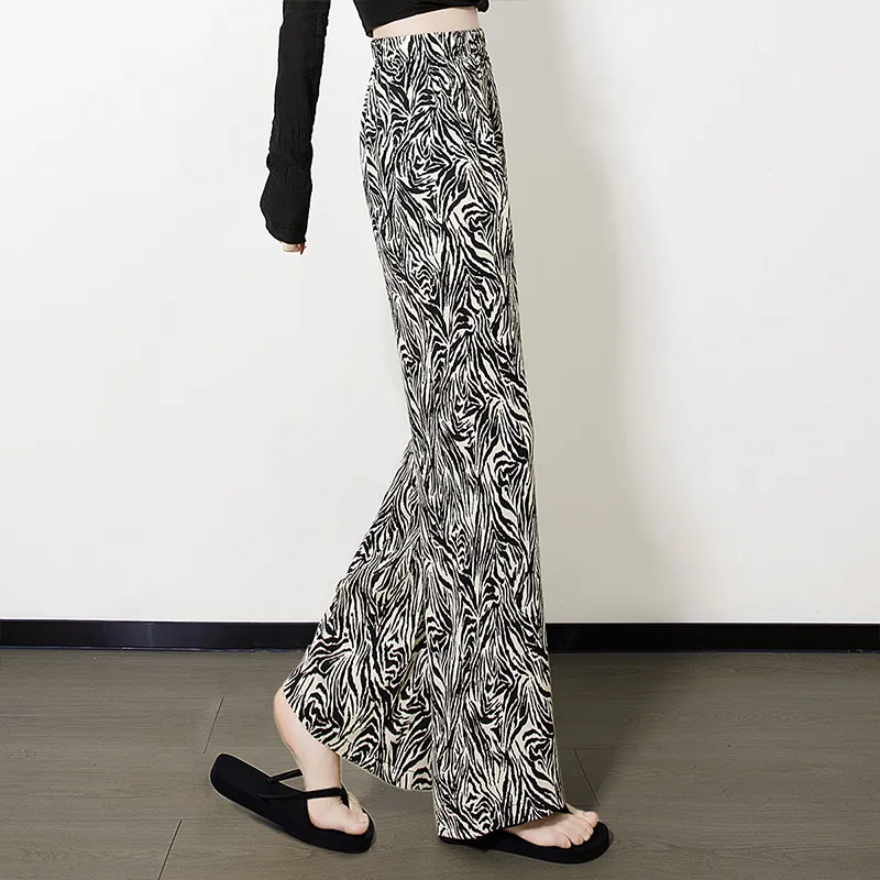 Cypress House Casual Pants Women's White With Black Floral Pattern-5