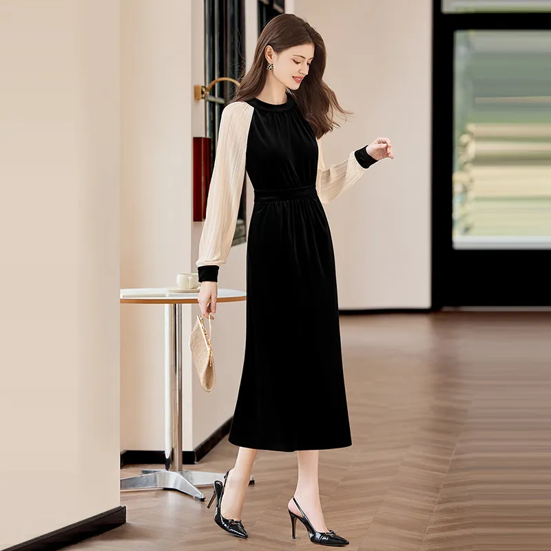 TOUCH Long Sleeved Dresses Women's Black & Beige-4