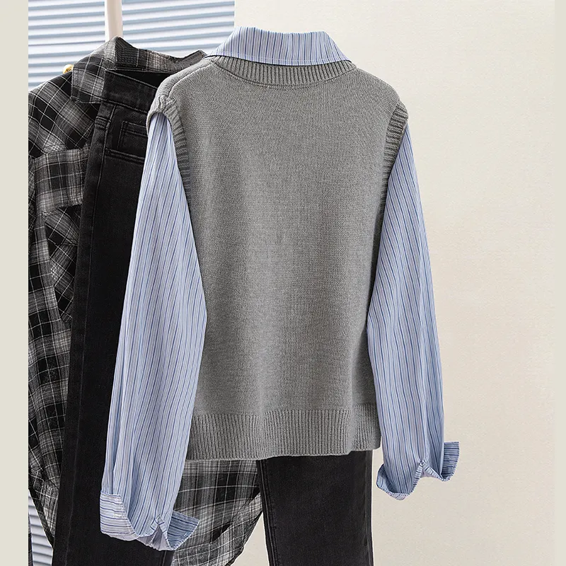 Cypress House Knitwear Women's Light Gray & Blue Stripes Pattern-3