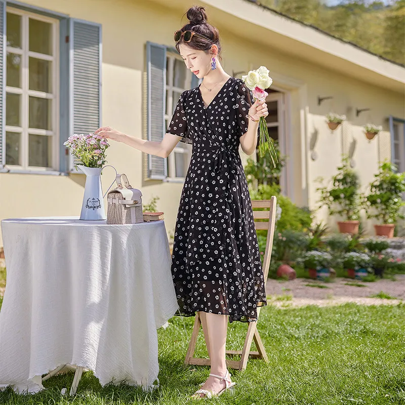 Cypress House Short Sleeved Dress Women's Black With White Floral-4