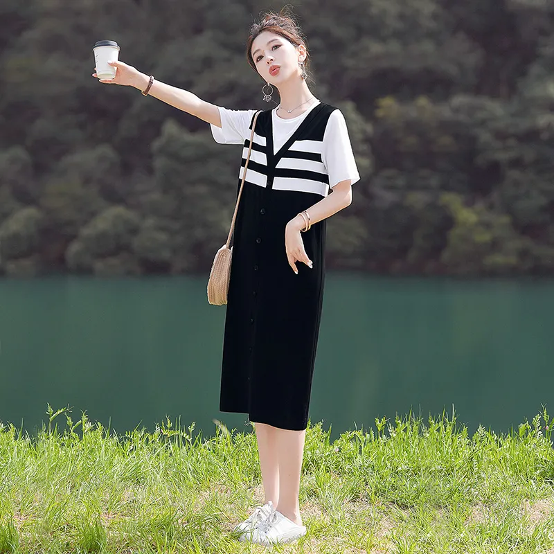 Cypress House Short-Sleeved Dresses Women's Black Background With White Stripes-4