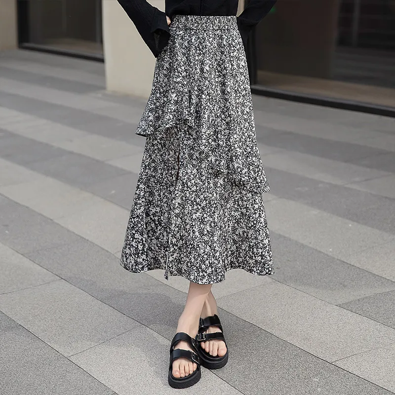 Cypress House Casual Long Skirt Women's Black And White Floral-6