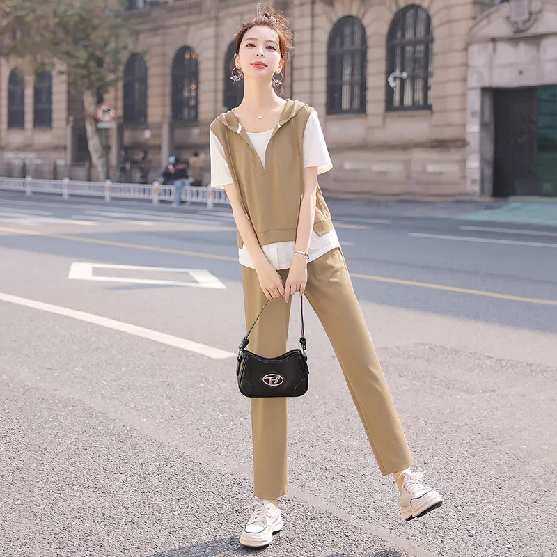 Cypress House Casual Suit Women's Khaki & White-5