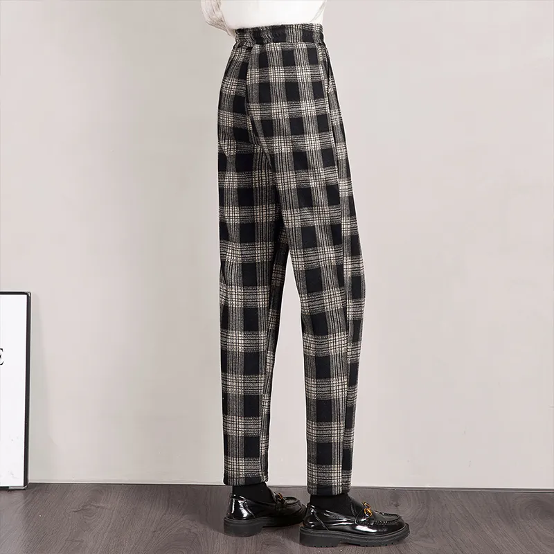 Cypress House Casual Pants Women's Black & Beige Plaid-2