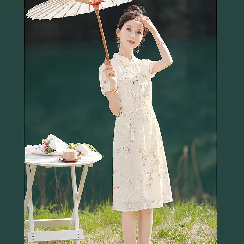 Cypress House Cheongsam Women's Apricot Base With Yellow Blossoms-7